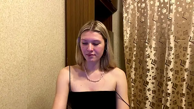 SkyeDavis's cam snapshot