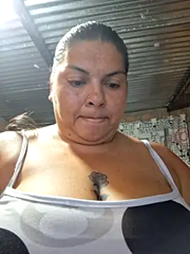 chubby_sexy_big_tits live sex cam