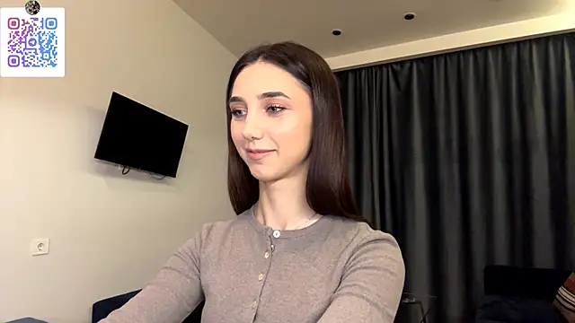 LinaMour's cam snapshot