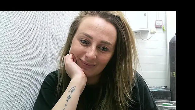 Kamila_Ashly's cam snapshot