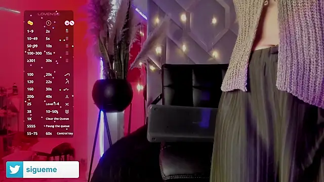 Sara_Foxx1's cam snapshot