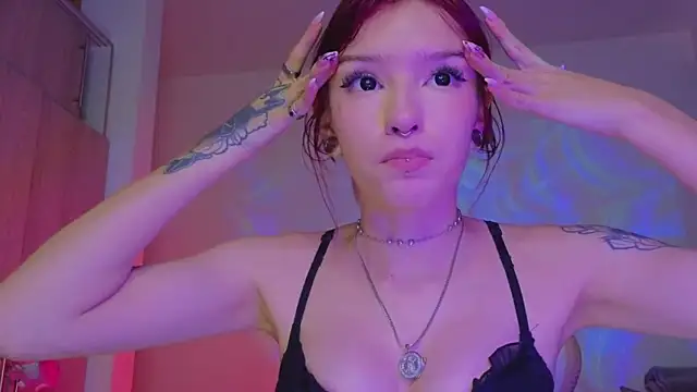 Moonlightt_21's cam snapshot