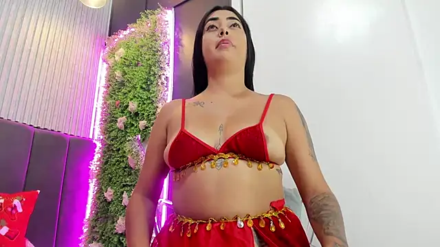 Skarlett_hot_'s cam snapshot