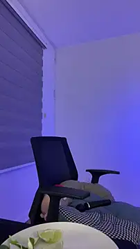 cinnamon_rosa's cam snapshot