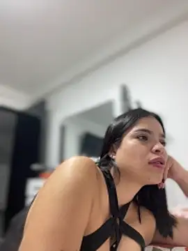 JuanitaMore01's cam snapshot