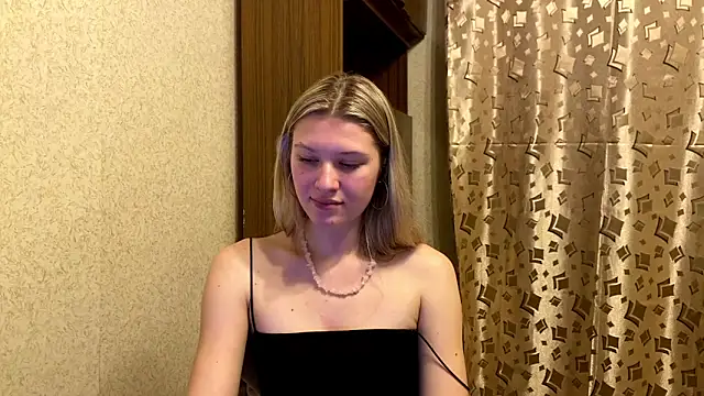 SkyeDavis's cam snapshot