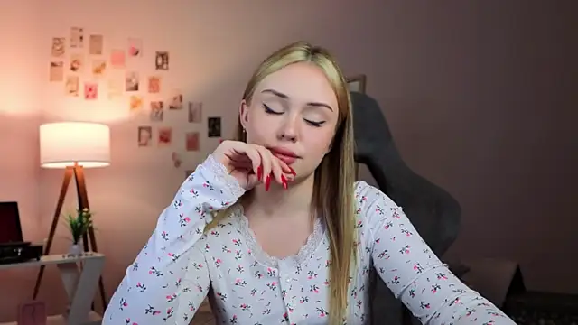 betterdayswithme's cam snapshot