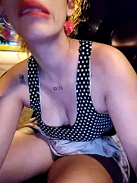 roxyrougee live sex cam