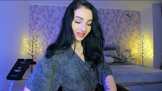 NancyLovee_'s cam snapshot