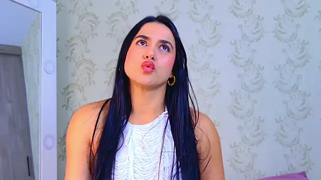 Bella_Fior live sex cam