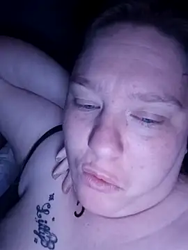 Feuchtekitty92@xh's cam snapshot