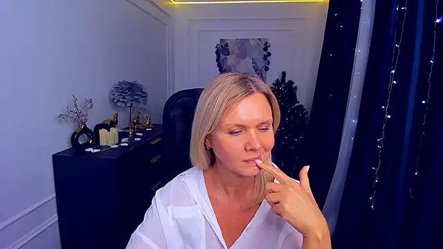 AgathaKlouin's cam snapshot