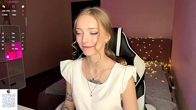 EvaPeace's cam snapshot