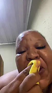 XCHOCOLOVEBBW69's cam snapshot