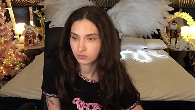 BabyFlowerr's cam snapshot