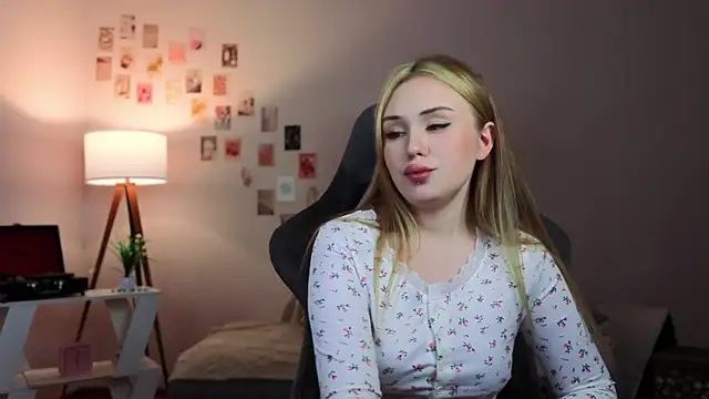 betterdayswithme's cam snapshot