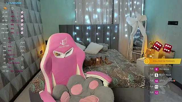 Miss_Monaco's cam snapshot