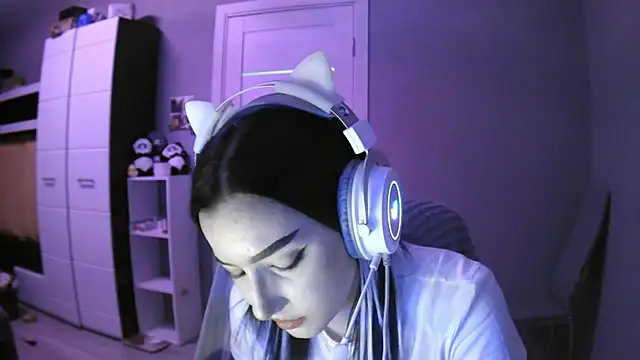 FaviolaHurl's cam snapshot