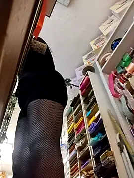 Mia_Novikov live sex cam