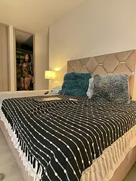 Iam_Annii's cam snapshot