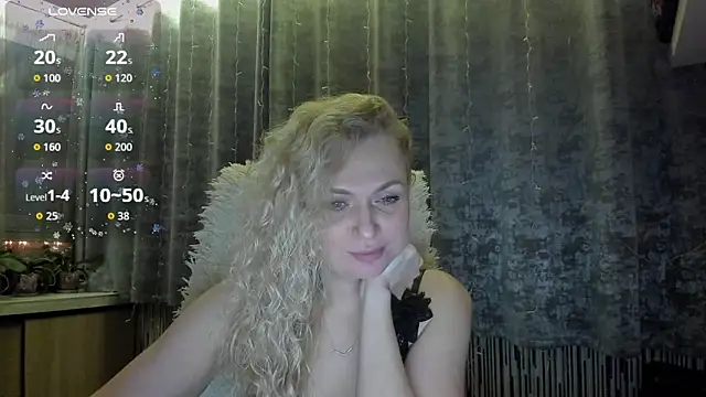 LanaLight_x's cam snapshot