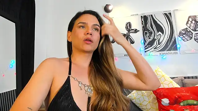 Cloe_Bonne live sex cam