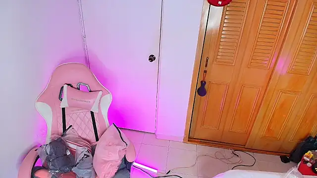 Peach_Rose_'s cam snapshot