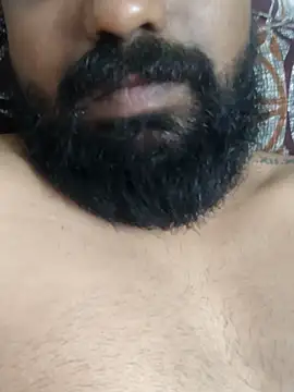 LargishSexiness live sex cam