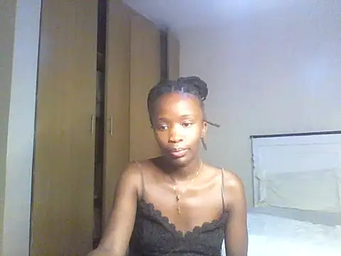 sexxieassy_hanaz's cam snapshot