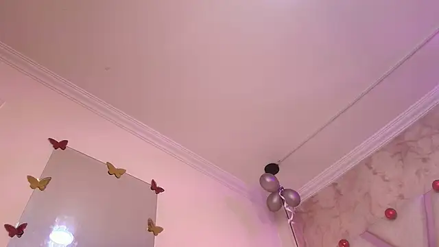 Lilith_curvy's cam snapshot