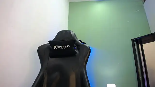 dilan_hott_'s cam snapshot