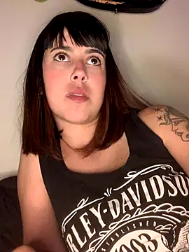 ninapellegrini17's cam snapshot