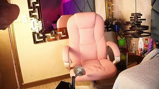 crystal_gilton's cam snapshot