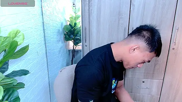 PinooyMilker's cam snapshot