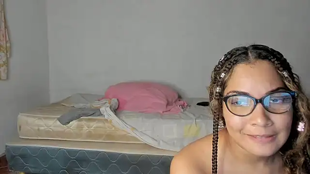 Jade_Dorthini live sex cam