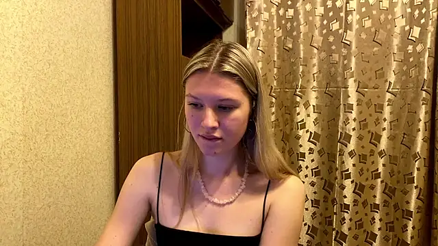 SkyeDavis's cam snapshot