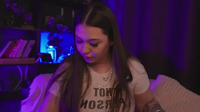 VanessaVivian's cam snapshot