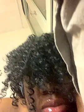 NYRIELLE's cam snapshot