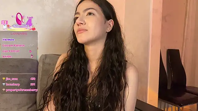 Mulan_Lo's cam snapshot