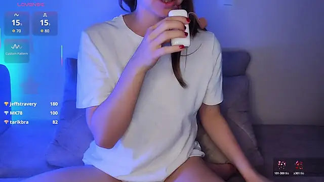 -_HannahhMontanaa_-'s cam snapshot