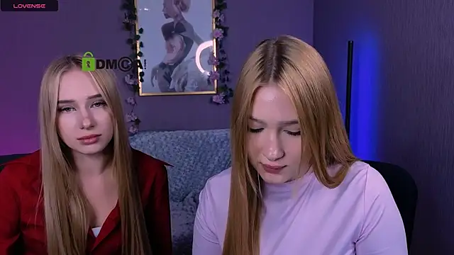 playful_sophie's cam snapshot