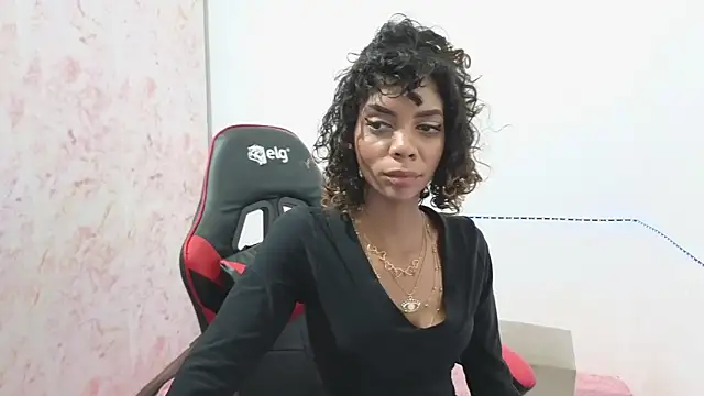 ElisaBoyer's cam snapshot