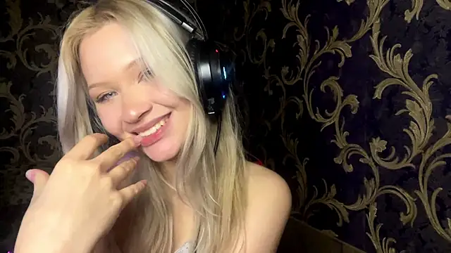 Cira_BabyFace's cam snapshot