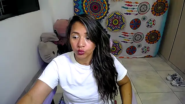 daleska_ayala_1's cam snapshot