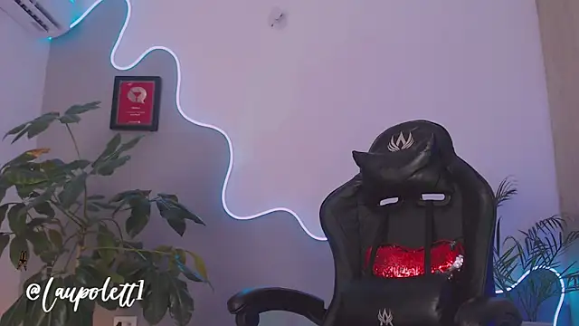 LauPolett's cam snapshot