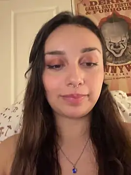 CharmingMaddie's cam snapshot