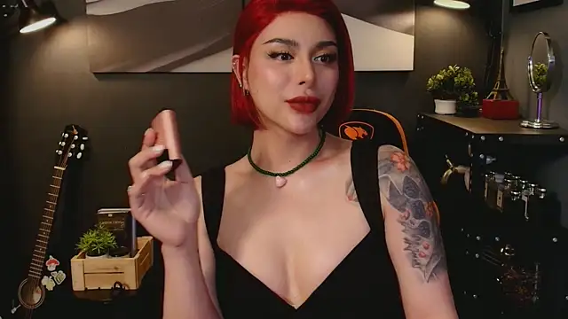 LetisiaRocks live sex cam