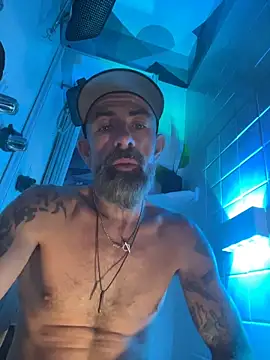 HandyBro live sex cam