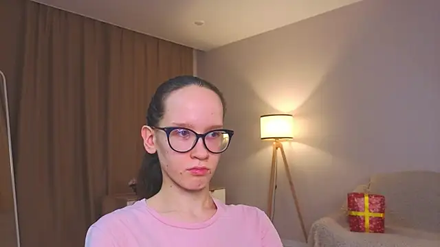 BettyBrowni's cam snapshot