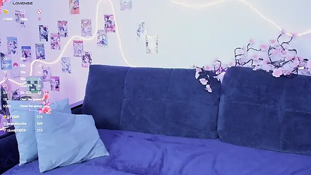 Megan--chan's cam snapshot